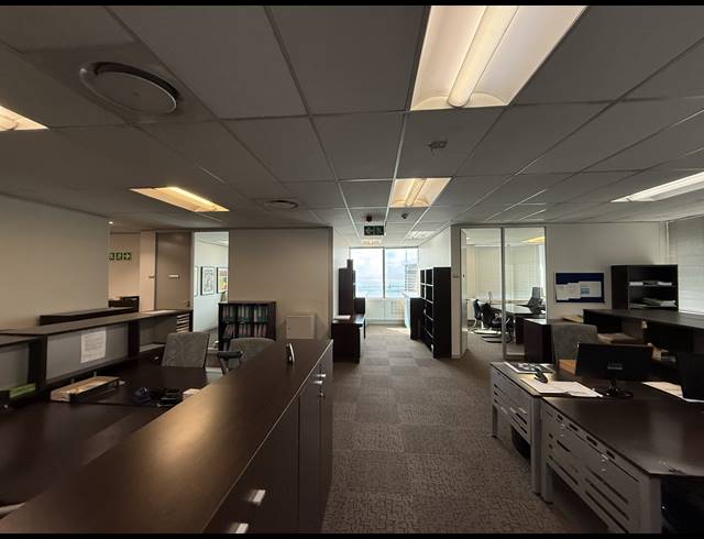 542M² OFFICE TO LET IN CAPE TOWN CITY CENTRE